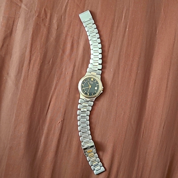 Vintage Caravelle by Bulova Watch - Picture 1 of 5